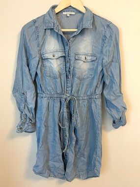 Love Tree - Light Wash Denim Shirt Dress/Tunic – Size Small